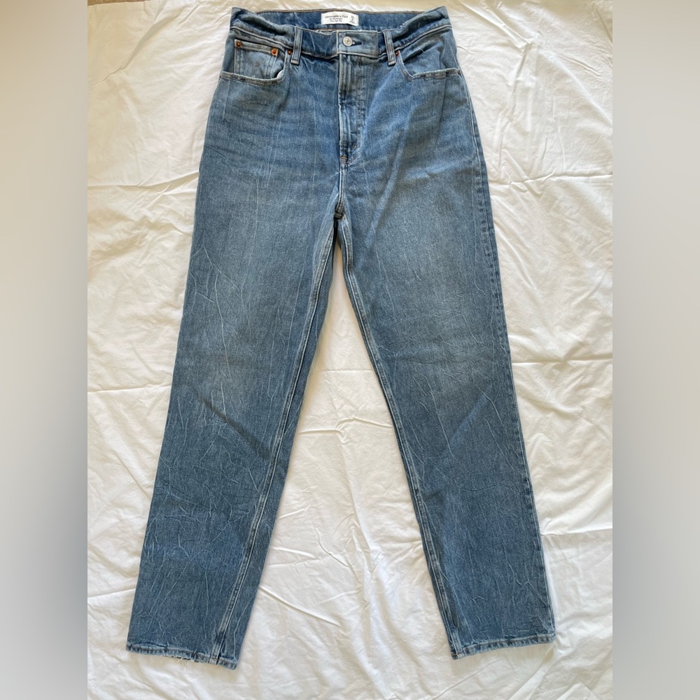 Abercrombie & Fitch 90s Straight Ultra High Rise